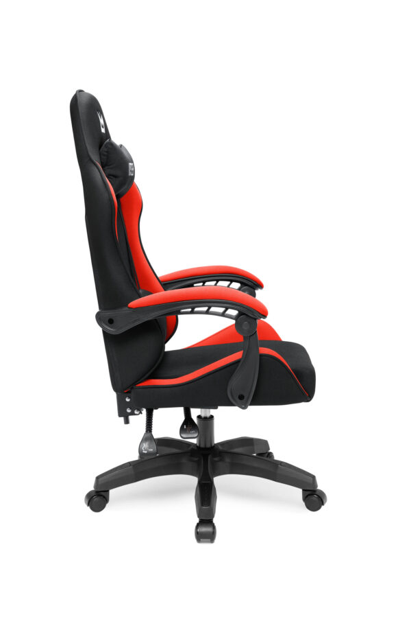 Czerwony fotel gamingowy dla graczt materiałowy
